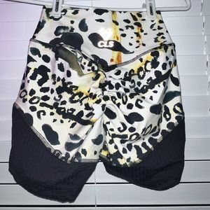 Small CLS shorts